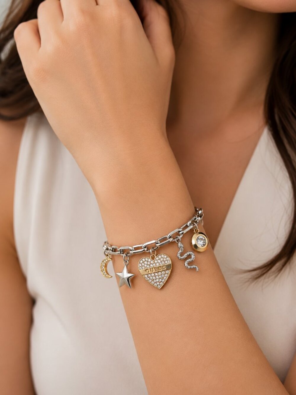 ✨ GUESS Silver Charm Bracelet – Adjustable - Picture 3 of 10